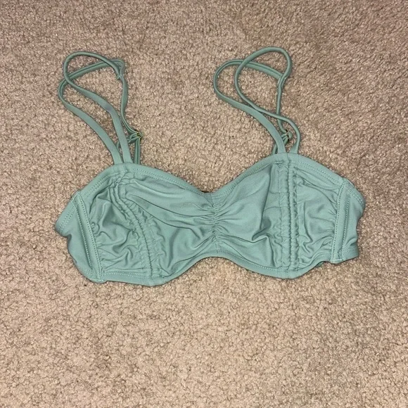 Bikini Top - Picture 1 of 2